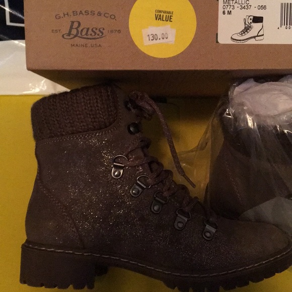 Bass Glamour Combat Boots. NWT Size 6 - Picture 6 of 8